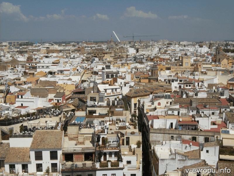 Вид на Севилью с башни Хиральда
