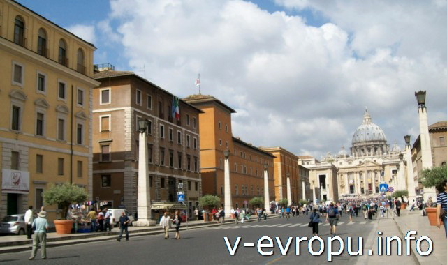 Рим для туристов: самые популярные районы города. Фото. Улица, ведущая к Собору Св Петра - виа Кончилиазионе