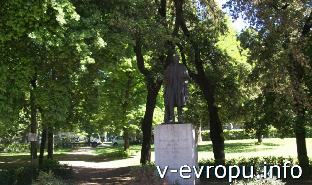 Памятник генералу Хосе Артигасу в парке виллы Боргезе