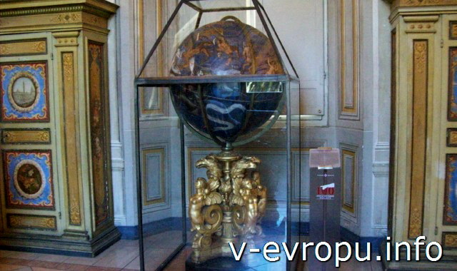 Старинный глобус в Ватиканском Музее