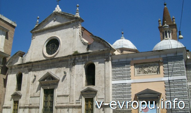 Фасад церкви Санта Мария дель Пополо
