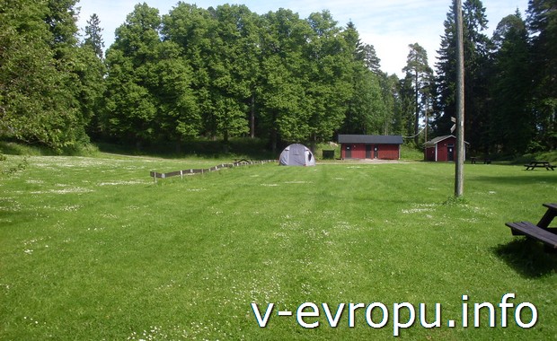 Место для палаток в кемпинге под Gävle в Швеции