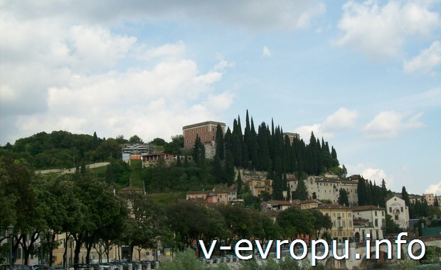 Панорама города Вероны (Италия)