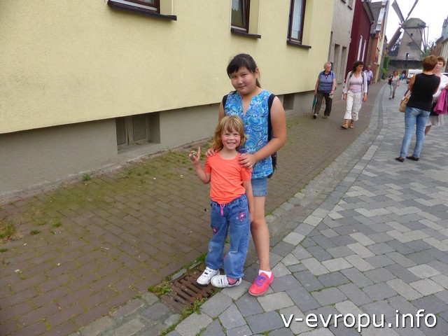 Энкира из Калмыкии и Вероника из Москвы подружились в Дюссельдорфе