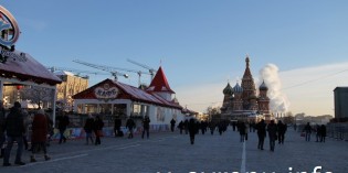 Как доехать в Москве на метро до Красной площади?