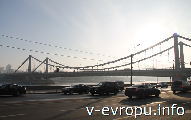 Крымский мост в Москве (фото янв.2015)
