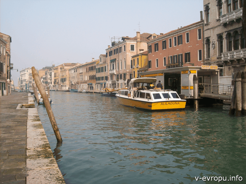 в Венеции вода везде